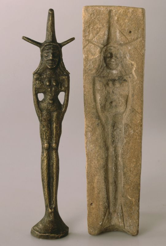 上图:亚伯拉罕时代的迦南人以行淫的方式敬拜女神,以谋求多子和丰收。上图是主前19-17世纪迦南人用来制作女神像的模子。现藏于耶路撒冷的以色列博物馆(The Israel Museum, Jerusalem)。